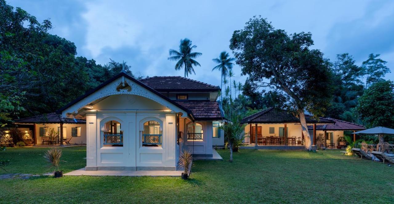 Stuthi Villa Ahangama Luaran gambar